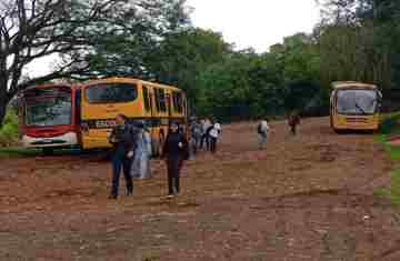 Rio Bonito do Iguaçu - Novos ônibus permitem retomada das aulas para todos os alunos da rede estadual